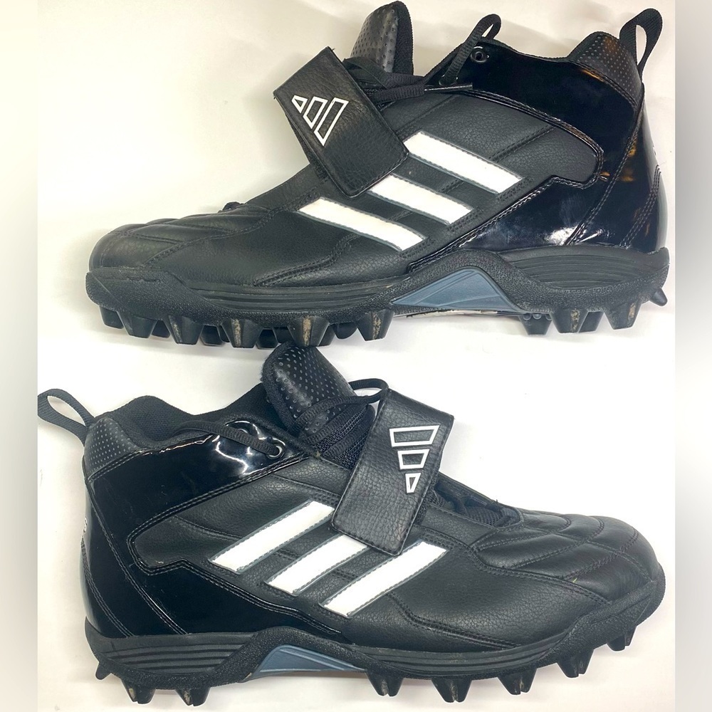 Adidas mens football cleats size 13